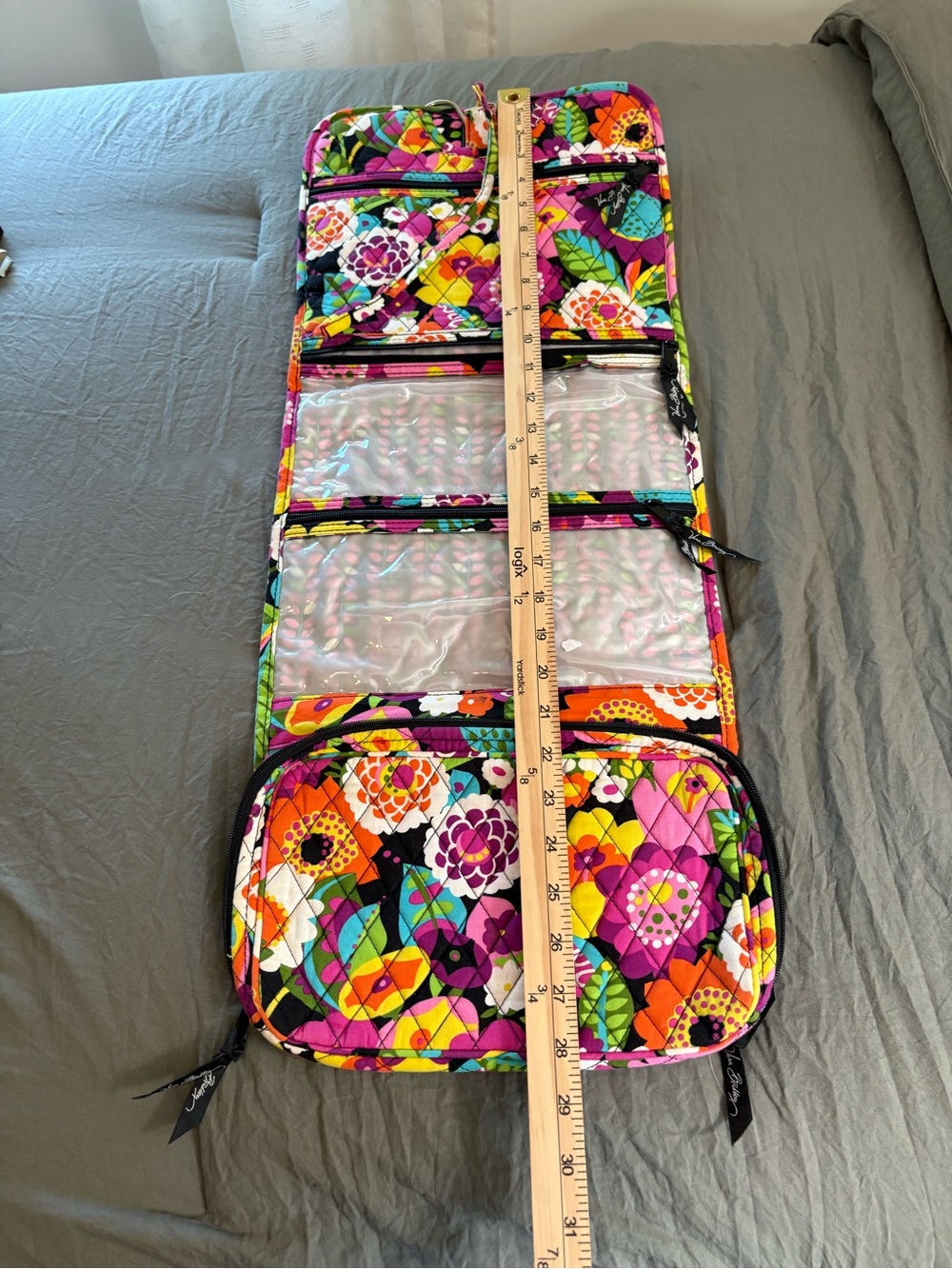 Vera Bradley Ultimate Travel
Case in(Retired) Va Va Bloom. - Picture 9 of 12